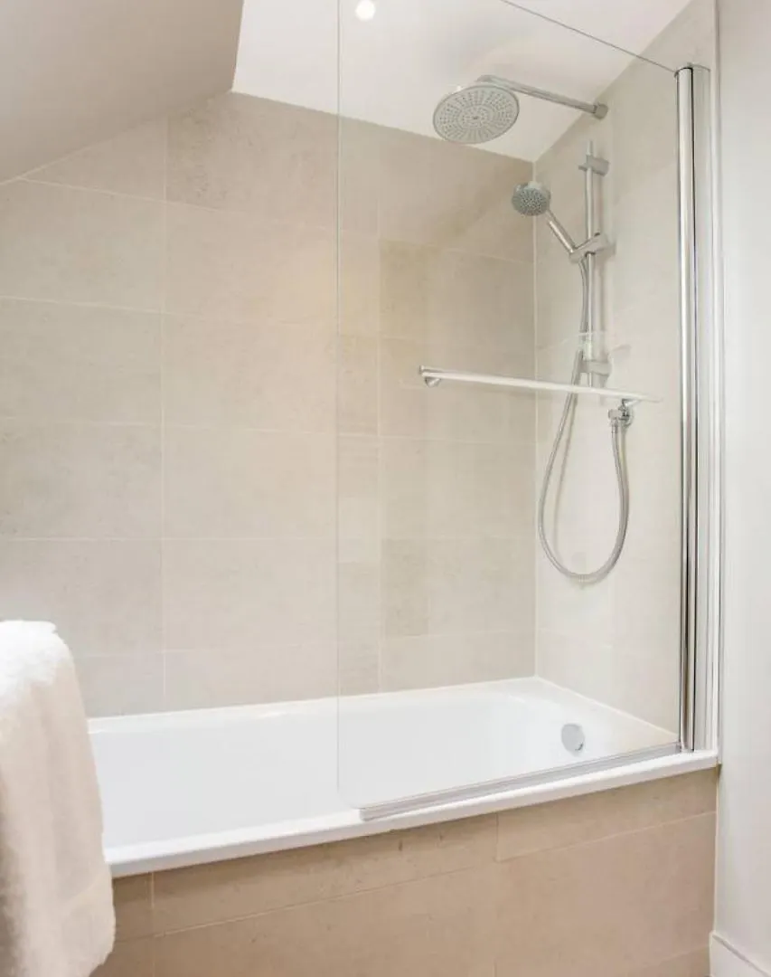 Altido Quiet City Centre Spacious Apartment Edinburgh